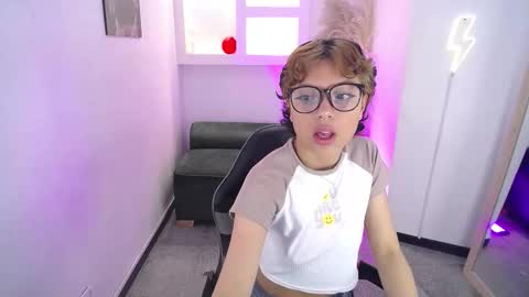 melody701583as online show from February 19, 2026, 12:34 pm