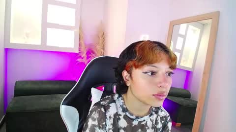 melody701583as online show from March 31, 2026, 12:38 pm