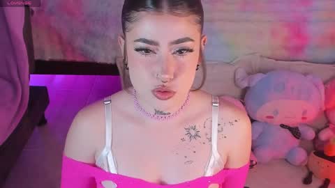 Snapshot of melody_014 chatting on April 15, 2026, 10:54 pm MELODY online show from April 15, 2026, 10:54 pm