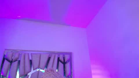 Snapshot of melody__77 chatting on February 26, 2026, 3:16 am online show from February 26, 2026, 3:16 am