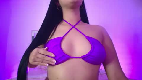 Snapshot of melody__77 chatting on April 23, 2026, 6:03 am online show from April 23, 2026, 6:03 am