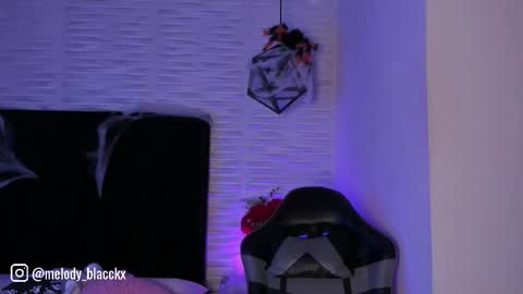 Melody online show from October 23, 2025, 10:08 pm