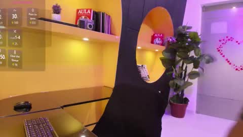     online show from March 19, 2026, 8:02 pm