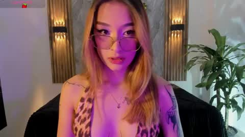 melodylanee online show from April 2, 2026, 11:08 am