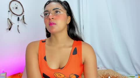 Snapshot of melodymoore_ chatting on May 15, 2026, 10:39 pm Melody online show from May 15, 2026, 10:39 pm