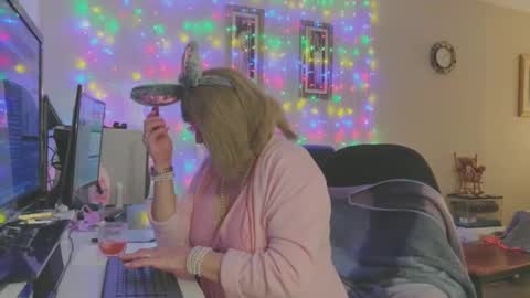 Melody online show from January 15, 2026, 4:44 pm