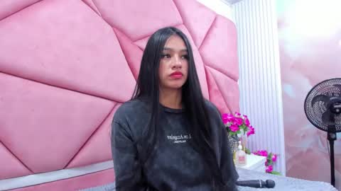 Melodysmithass online show from February 3, 2026, 6:22 am