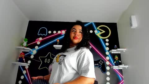  Memphis Williams  online show from March 10, 2025, 2:28 am