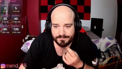 menditeta online show from March 11, 2025, 11:26 pm