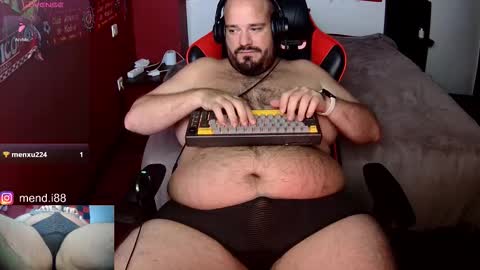 menditeta online show from September 12, 2025, 11:48 pm