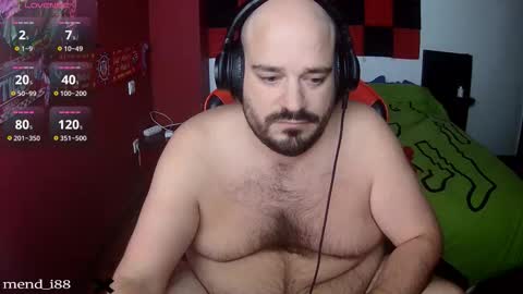 menditeta online show from December 4, 2025, 8:17 pm