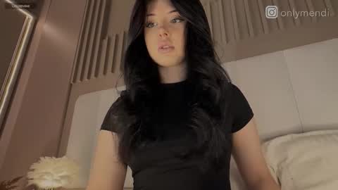 menndi online show from October 30, 2025, 10:16 am