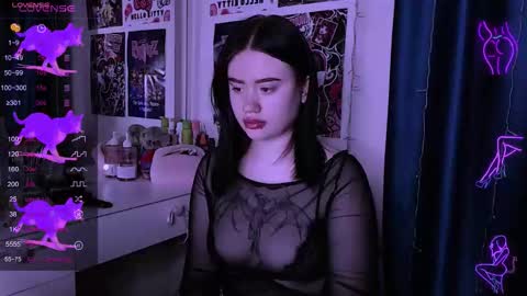 Snapshot of meow_marie chatting on December 18, 2025, 10:49 pm meow marie online show from December 18, 2025, 10:49 pm