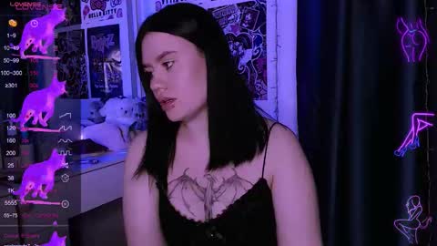 Snapshot of meow_marie chatting on February 2, 2026, 11:14 pm meow marie online show from February 2, 2026, 11:14 pm