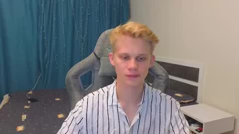 Mickey online show from October 8, 2025, 10:51 pm