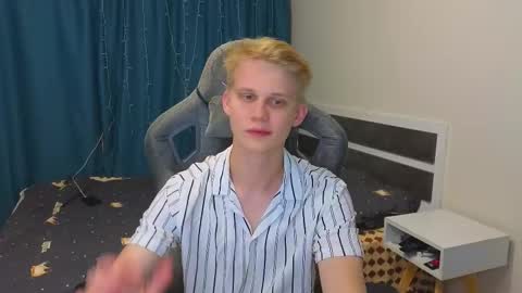 Mickey online show from October 9, 2025, 8:18 pm