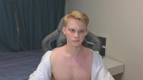 Mickey online show from December 4, 2025, 9:01 pm