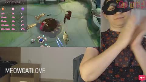 meowcatlove online show from December 3, 2024, 5:01 pm