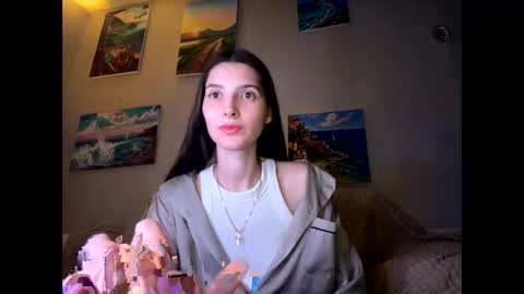 Snapshot of meralynn chatting on March 29, 2026, 5:35 pm LEVA online show from March 29, 2026, 5:35 pm
