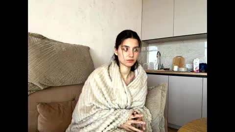 Snapshot of meralynn chatting on April 28, 2026, 4:12 pm LEVA online show from April 28, 2026, 4:12 pm