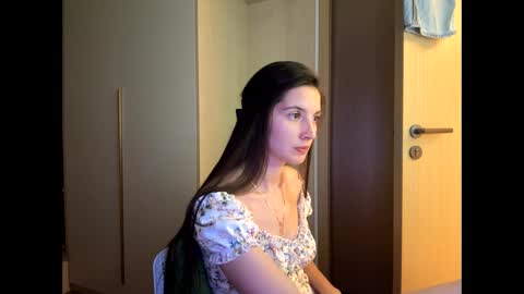 Snapshot of meralynn chatting on May 15, 2026, 2:24 pm LEVA online show from May 15, 2026, 2:24 pm