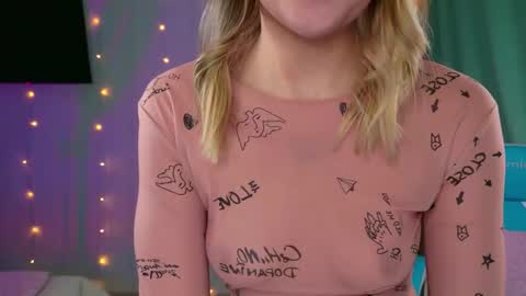 Molly online show from February 5, 2026, 4:28 am