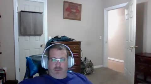 mercer1977 online show from October 26, 2025, 5:41 pm