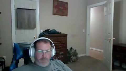 mercer1977 online show from November 4, 2025, 4:39 pm