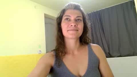 Snapshot of merciylove chatting on October 24, 2025, 3:30 pm Miss Helena online show from October 24, 2025, 3:30 pm