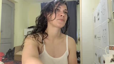 Miss Helena online show from April 9, 2026, 2:55 pm