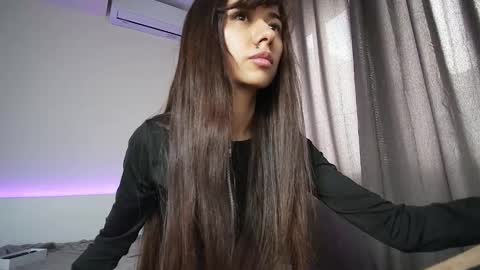 meriannabell online show from October 23, 2025, 11:31 am