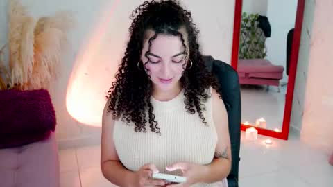 Merida Bell online show from March 25, 2026, 7:31 pm