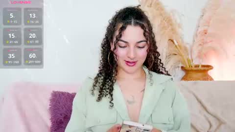 Snapshot of merida_bell18 chatting on June 23, 2026, 1:14 am Merida Bell online show from June 23, 2026, 1:14 am