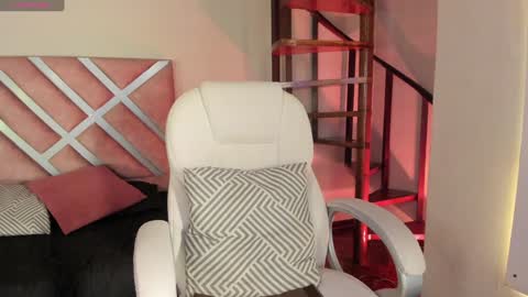 Merida  online show from January 27, 2025, 11:43 am