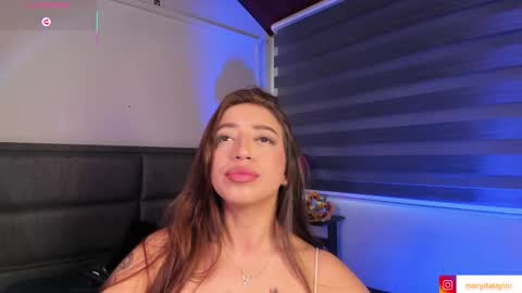 Merida  online show from March 10, 2025, 4:03 pm