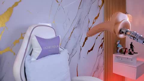 meridacute_ online show from October 16, 2025, 8:54 pm