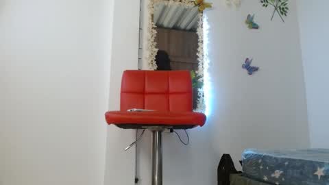 Snapshot of meriilyn_monroe724 chatting on November 11, 2025, 5:46 pm meriilyn_monroe724 online show from November 11, 2025, 5:46 pm