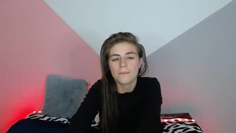 Snapshot of merily_duff chatting on January 17, 2026, 11:52 pm MERILY online show from January 17, 2026, 11:52 pm