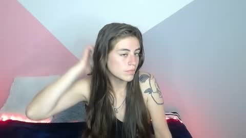 Snapshot of merily_duff chatting on February 5, 2026, 11:31 pm MERILY online show from February 5, 2026, 11:31 pm