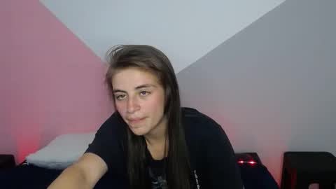 Snapshot of merily_duff chatting on March 3, 2026, 1:50 pm MERILY online show from March 3, 2026, 1:50 pm