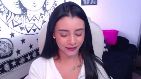 Merilyn  online show from October 31, 2025, 9:05 pm