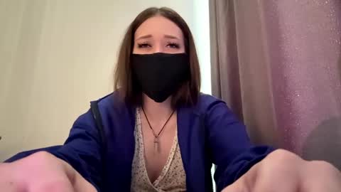 Kiki online show from May 14, 2026, 8:21 am
