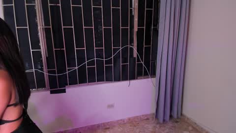 instagram fernandatoloza01  online show from February 15, 2025, 6:12 am