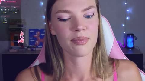 Susan online show from November 24, 2025, 4:18 pm