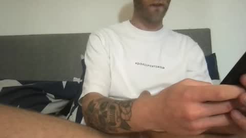Snapshot of messageme11 chatting on April 26, 2026, 1:42 pm messageme11 online show from April 26, 2026, 1:42 pm