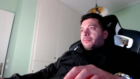 Snapshot of metalic18 chatting on October 14, 2025, 5:08 am FunnyTimeHere online show from October 14, 2025, 5:08 am