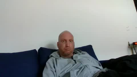 metaller123456 online show from March 23, 2026, 5:06 pm