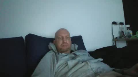 metaller123456 online show from April 4, 2026, 6:05 pm