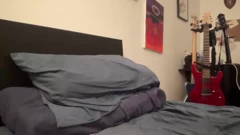 metallica92786 online show from December 5, 2025, 4:10 am