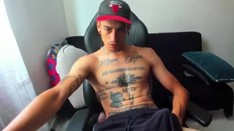 Snapshot of methodicxxx chatting on February 15, 2025, 6:55 pm xxxxxxxxxmethodicxxxxxxxxx online show from February 15, 2025, 6:55 pm